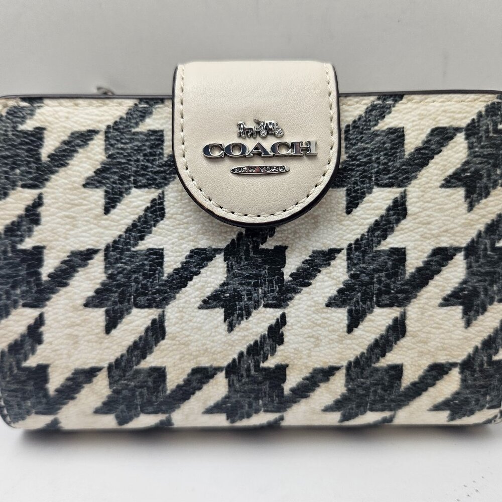 Coach Houndstooth Medium Corner Zip Wallet Black White Like New Leather